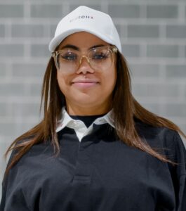 female dutchx employee